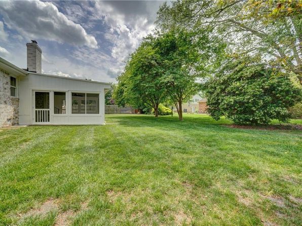 4587 Southern Pines Dr, Virginia Beach, VA 23462