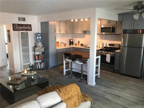 601 Olive Ave APT J, Long Beach, CA 90802