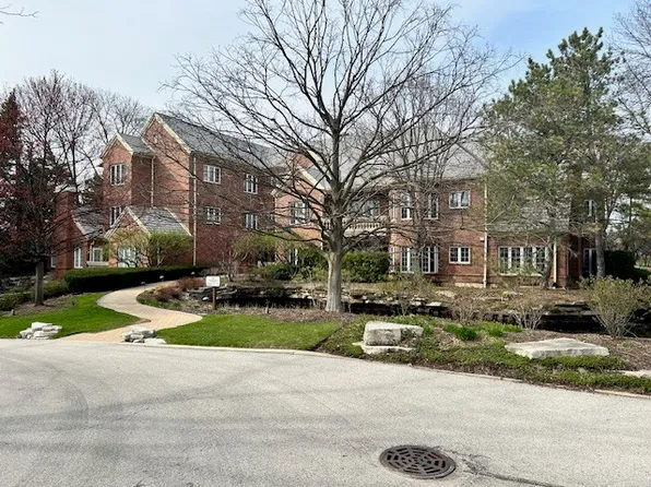 324 Regent Wood Rd #324, Winnetka, IL 60093