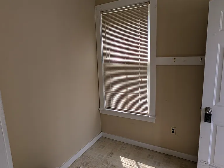 8 Adams St #1 — Photo 5