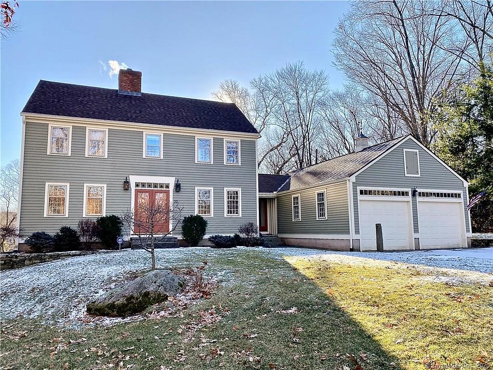 1st image of 32 Dean Dr