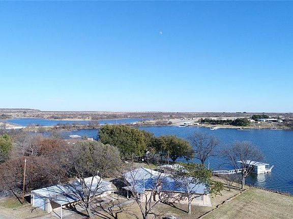 3rd image of 109 Lakeview Dr