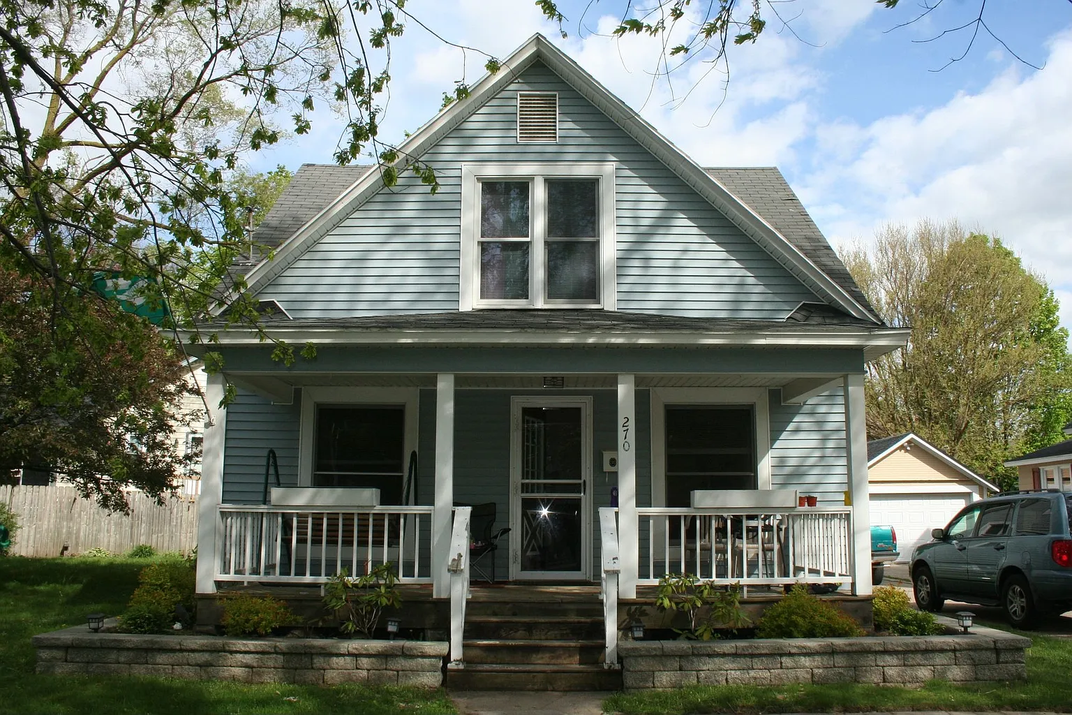270 N Main St photo 1