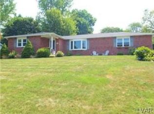 107 Maple St, Macungie, PA 18062