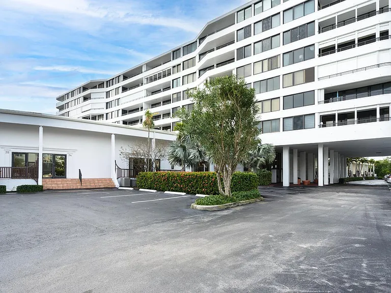 3589 S Ocean Blvd #801 — Photo 22