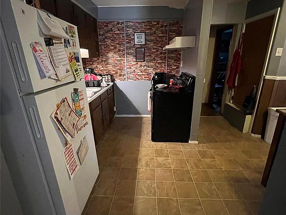 2nd image of 9819 Eastdell Dr