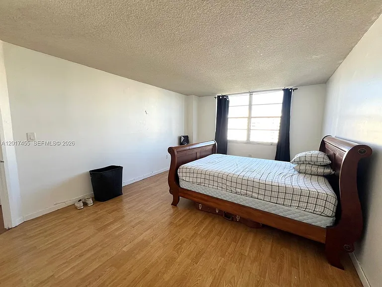 2801 NE 183rd St #1914W — Photo 14