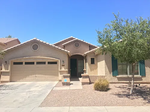 4524 W Pleasant Ln Photo 1