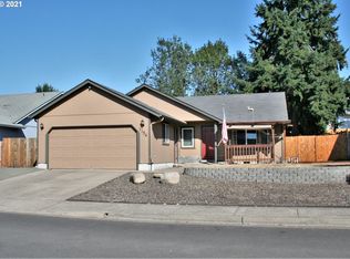 1156 Ash Grove Loop, Creswell, OR 97426