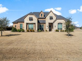 8261 Stonewall Dr, Waxahachie, TX 75167