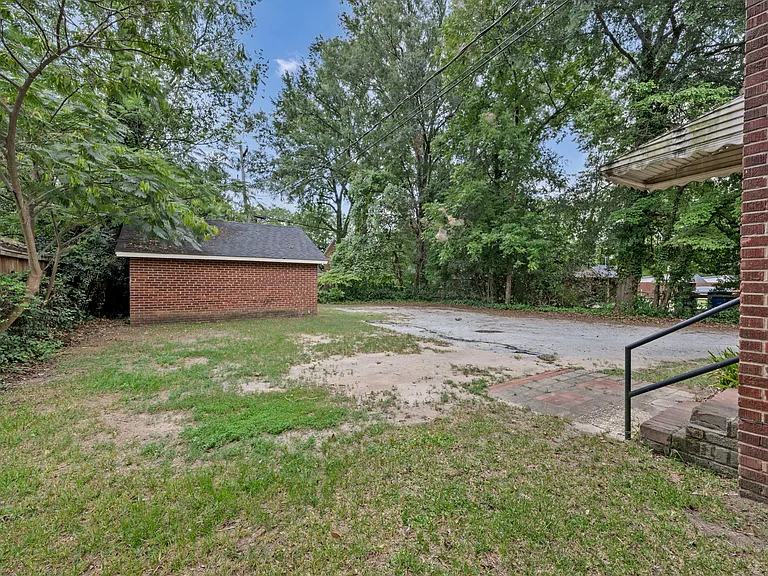 312 S Woodrow St — Photo 33