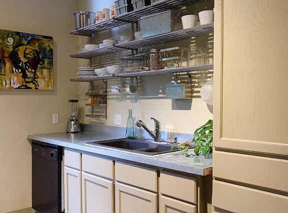 3rd image of 8635 Groveland Dr