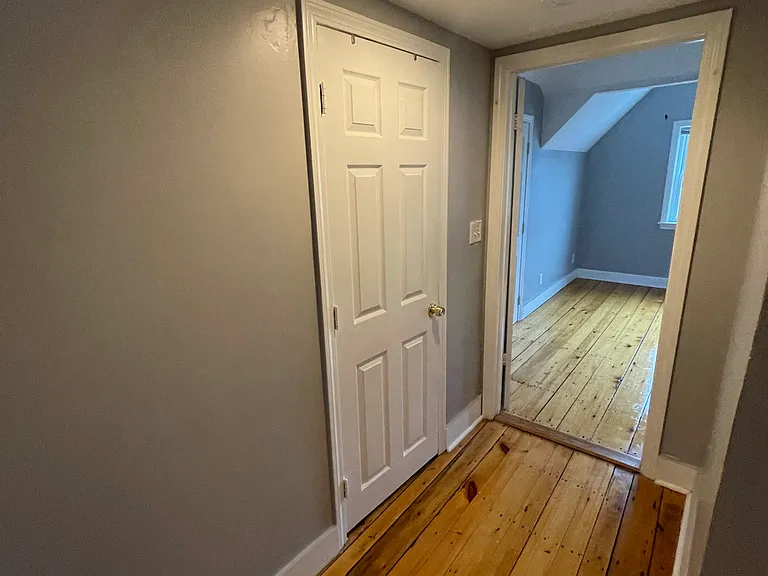 16-18 Brackett St #2 — Photo 13
