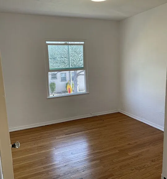 368 N Genesee Ave #2 — Photo 2