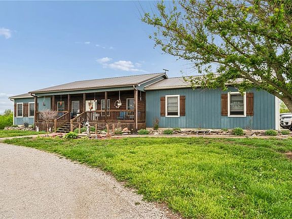 4th image of 4370 Lee Rd