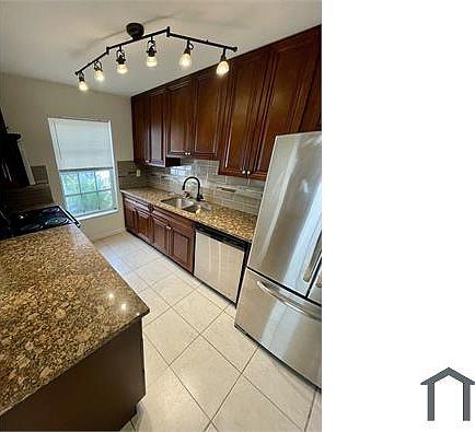 1st image of 4950 Wedgewood Way APT 7