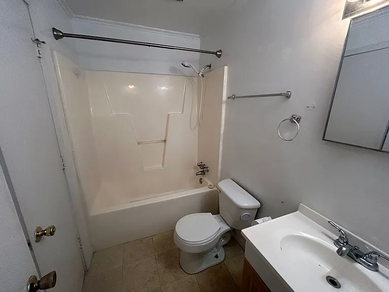 715B Montague Rd — Photo 15