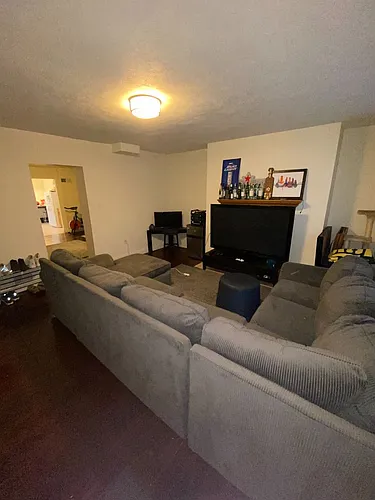 1812 Jane St Photo 1