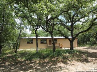 76 Post Oak Rd, La Vernia, TX 78121