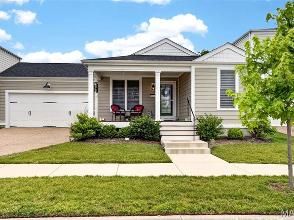 3653 Starkville St, Saint Charles, MO 63301