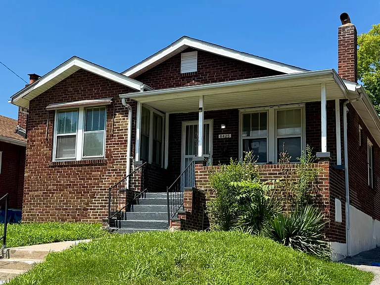 6425 Perry Ave — Photo 1