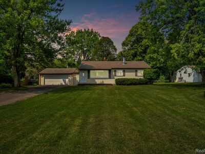 3486 S Elms Rd, Swartz Creek, MI, 48473