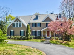 1 Round House Ct, Bedford, NY 10506