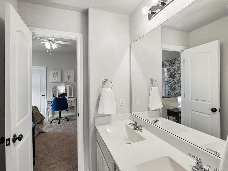 311 Bear Oak St — Photo 16