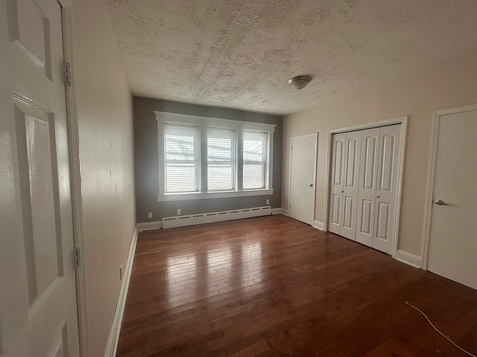 1 bed, $2,100 — Photo 3