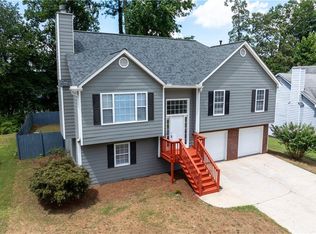 1114 Marina Ln, Acworth, GA 30101