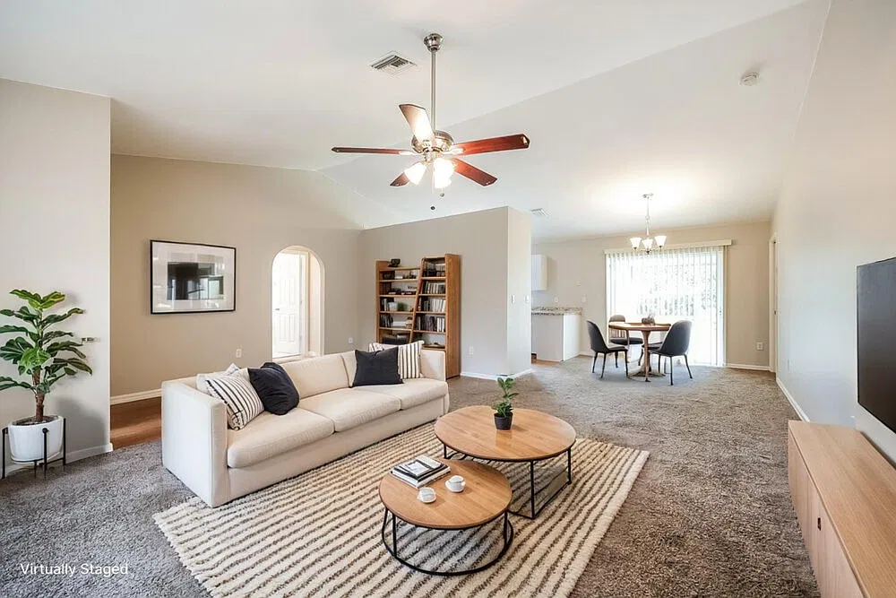 3 bed, 2.0 bath, 1383 sqft, $2,080 — Photo 4