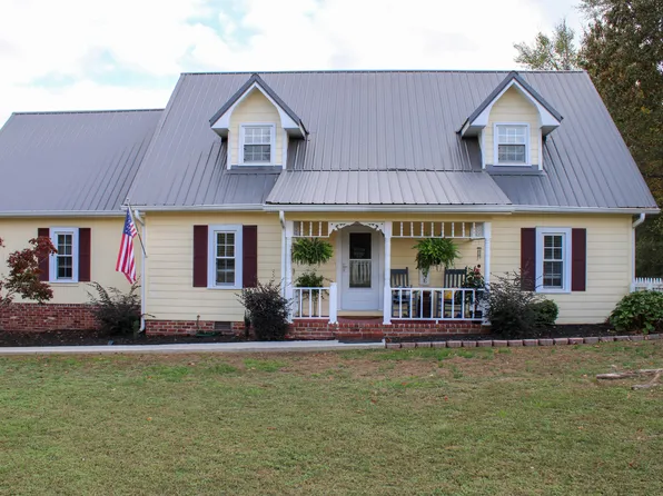 1009 Bicentennial Trl, Rock Spring, GA 30739