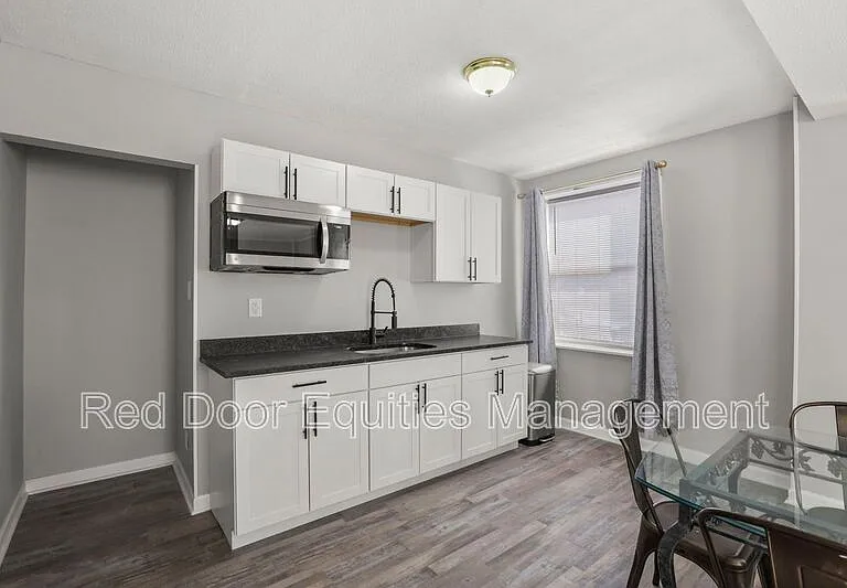 123 N Broad St #201 — Photo 9
