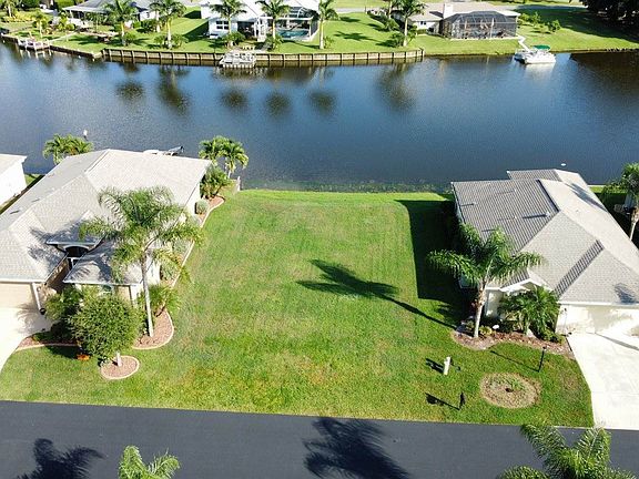 4th image of 12750 Lake Side Dr SW