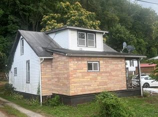 28 Highland Ave, Beech Bottom, WV 26030