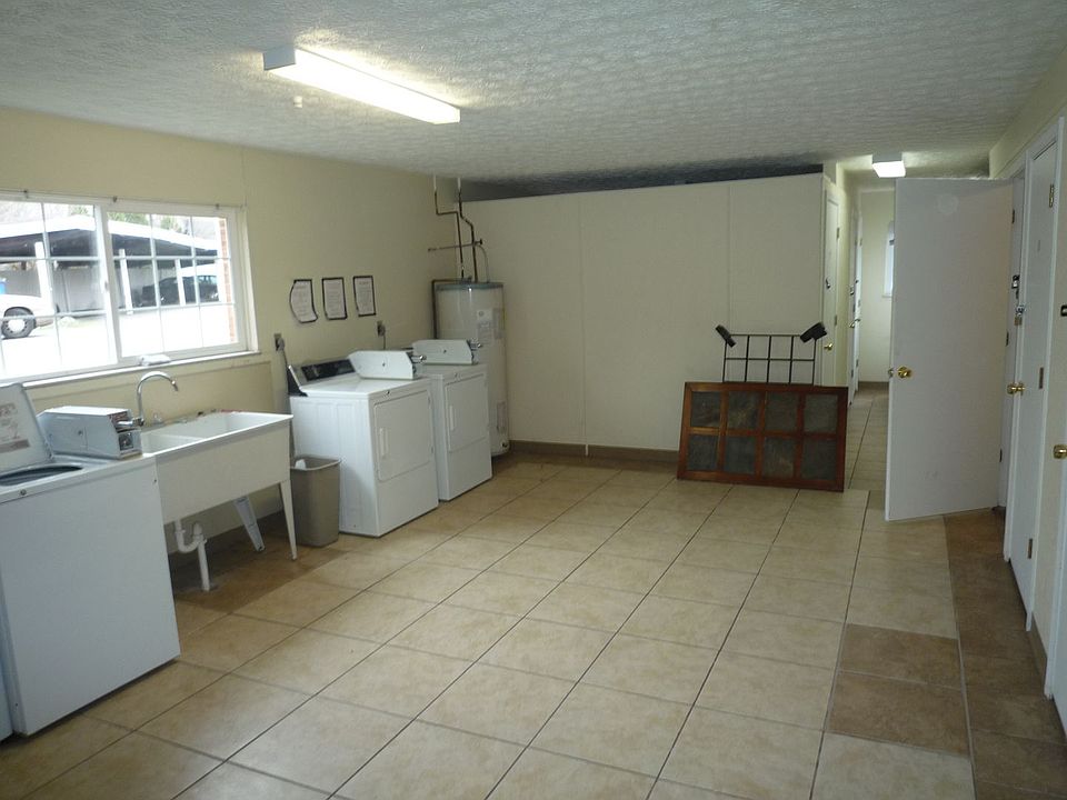 2nd image of 4250 Hillman Way APT 1