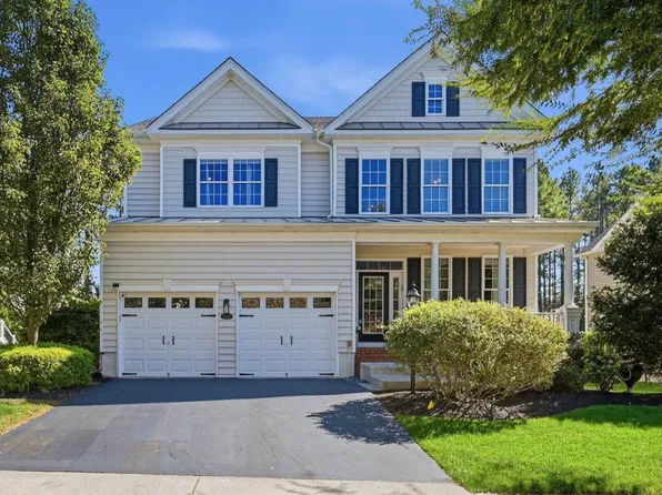15418 Admiral Baker Cir, Haymarket, VA 20169