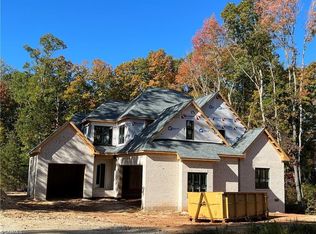 5113 Acorn Forest Rd, Greensboro, NC 27410