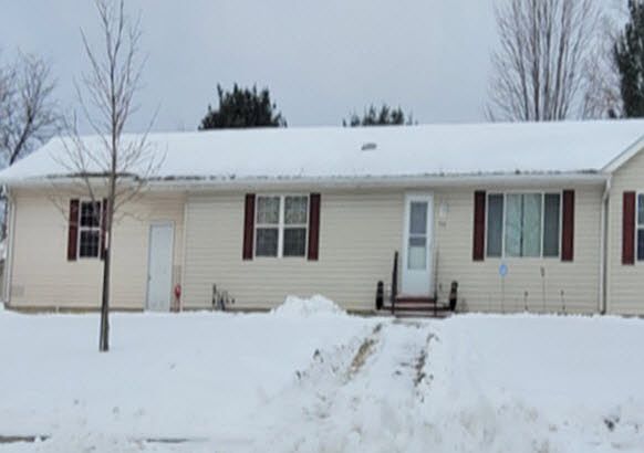 1st image of 132 W Miles St