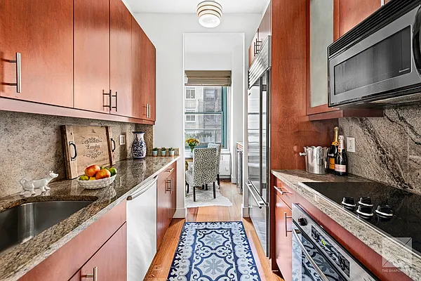 Sold by Compass | media 4