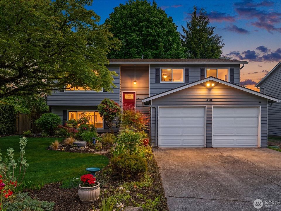 1st image of 418 212th Street SW