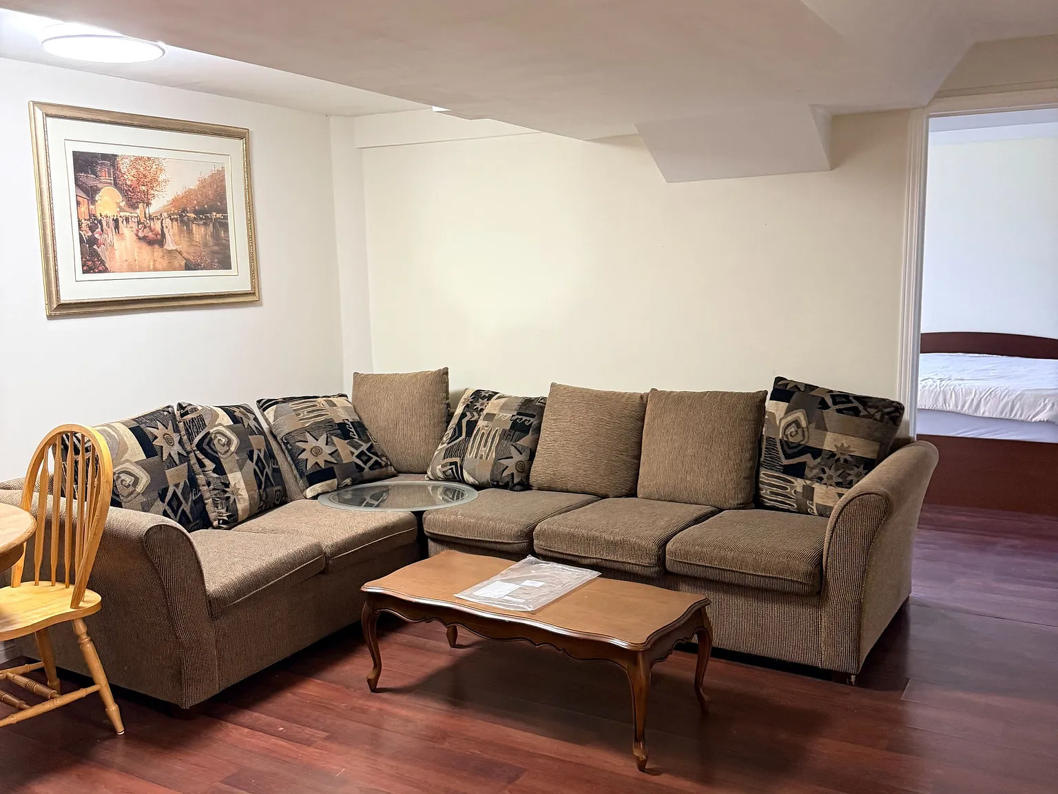 4 bed, $1,500 — Photo 2