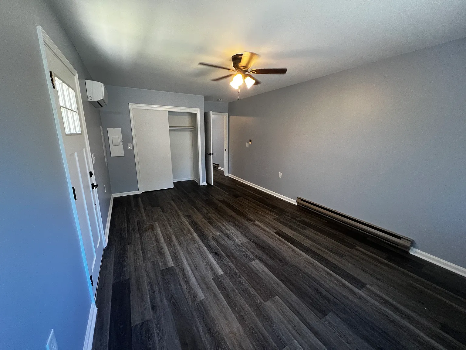 1 bed, 1000 sqft, $1,450 — Photo 3