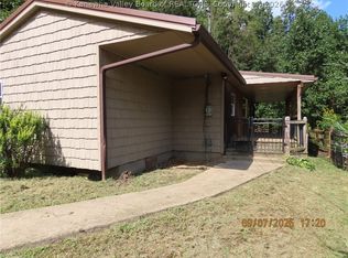 508 Rambling Hills Rd, Elkview, WV 25071