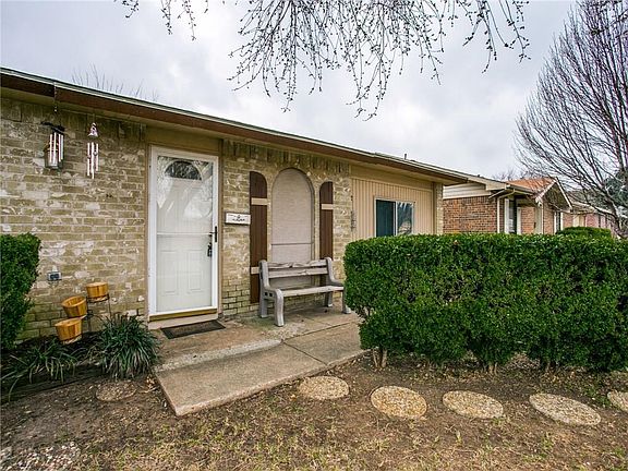 2nd image of 1125 Vera Cruz Dr