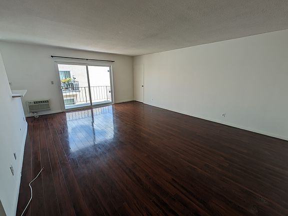 2nd image of 336 N Berendo St APT 310