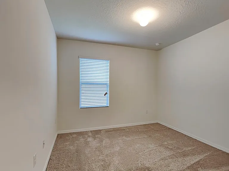 320 Aberdeen Dr — Photo 14