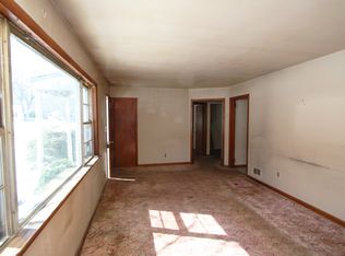 44 Christopher St, Dover, NJ 07801