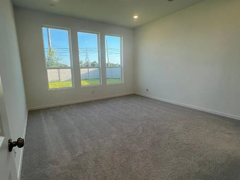 4045 Centennial Ridge Dr — Photo 9