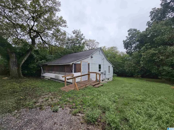 3230 Arlington Ave, Bessemer, AL 35020